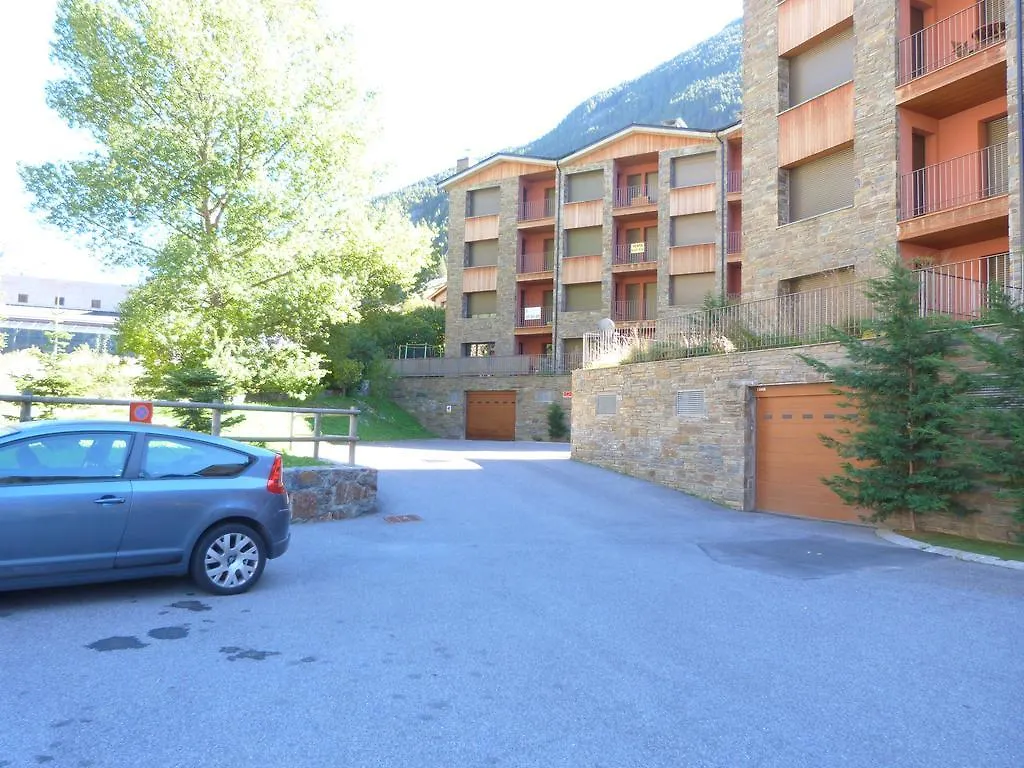 Sauec-Vacances Pirinenca Apartment Canillo